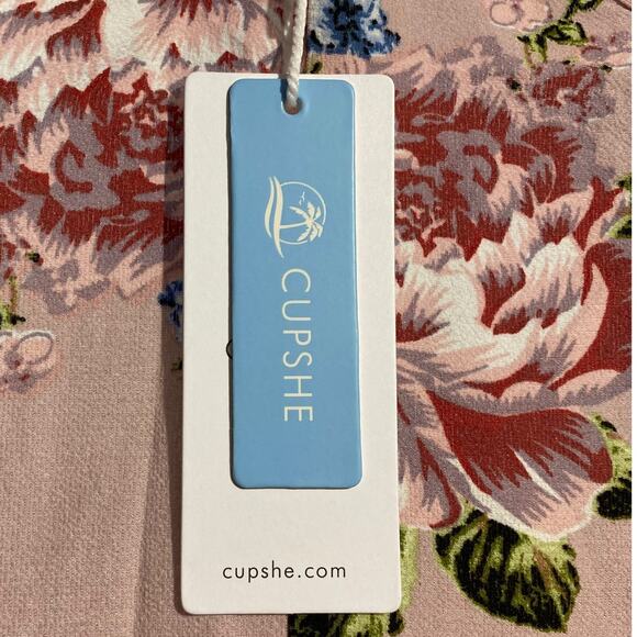 NWT Cupshe pink floral cold shoulder blouse with lace details - Women's 0X - Picture 7 of 11